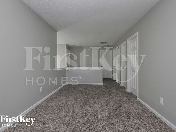 5th image of 5910 Prairie Creek Dr