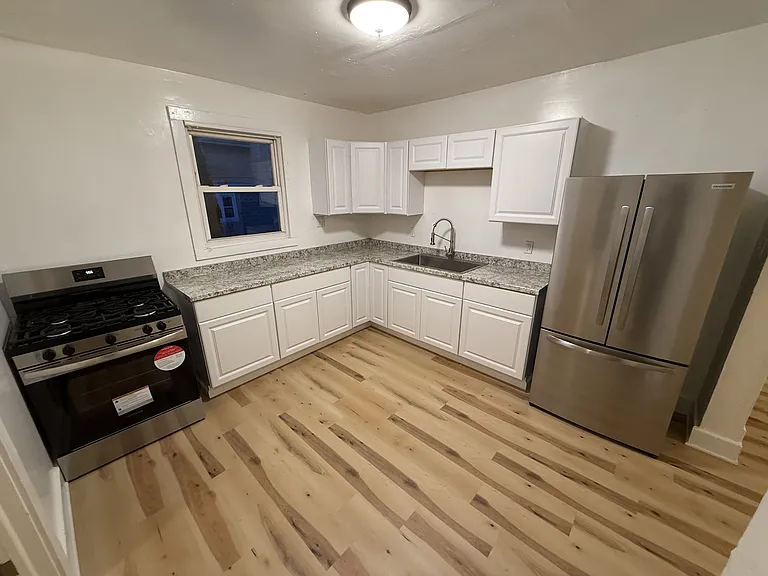 827 Ferguson St #1 — Photo 17