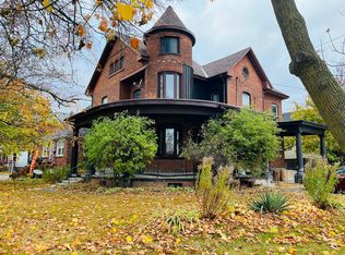 80 Bridge St W #1, Belleville, ON K8P 1J5