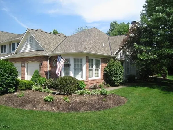 401 Bounty Way APT 155, Avon Lake, OH 44012