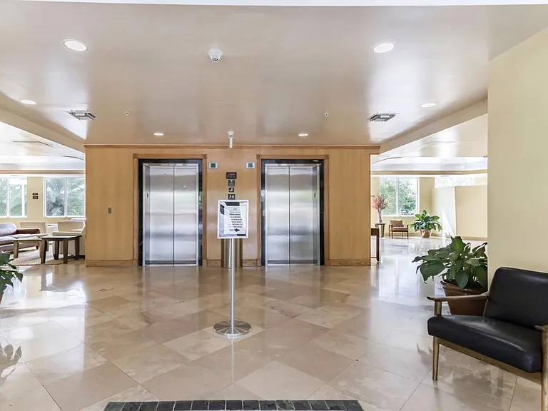 3500 Coral Way #815 — Photo 12