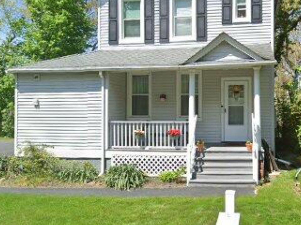 1st image of 93 Bellerose Ave #A
