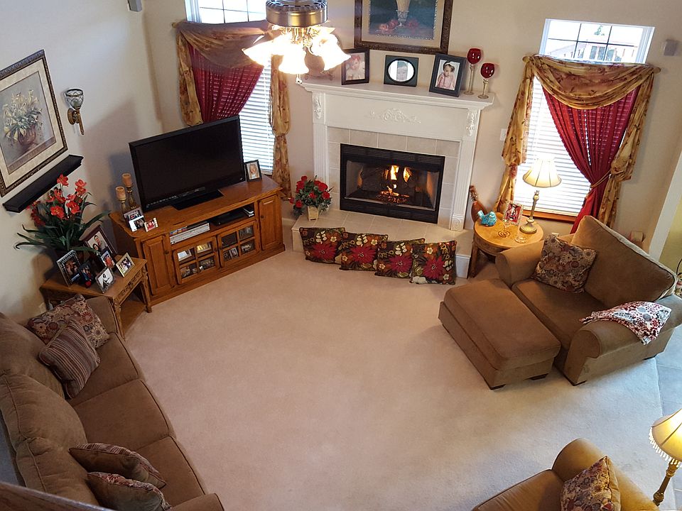 1st image of 400 Carroll Dr