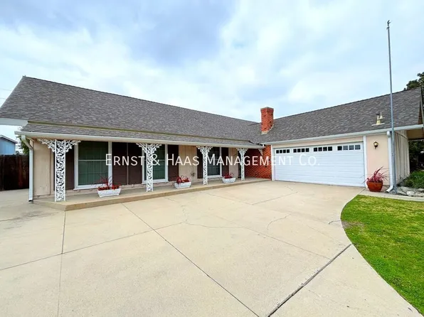 11381 Foster Rd, Los Alamitos, CA 90720