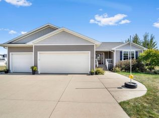 1134 Prospect St, Jesup, IA 50648