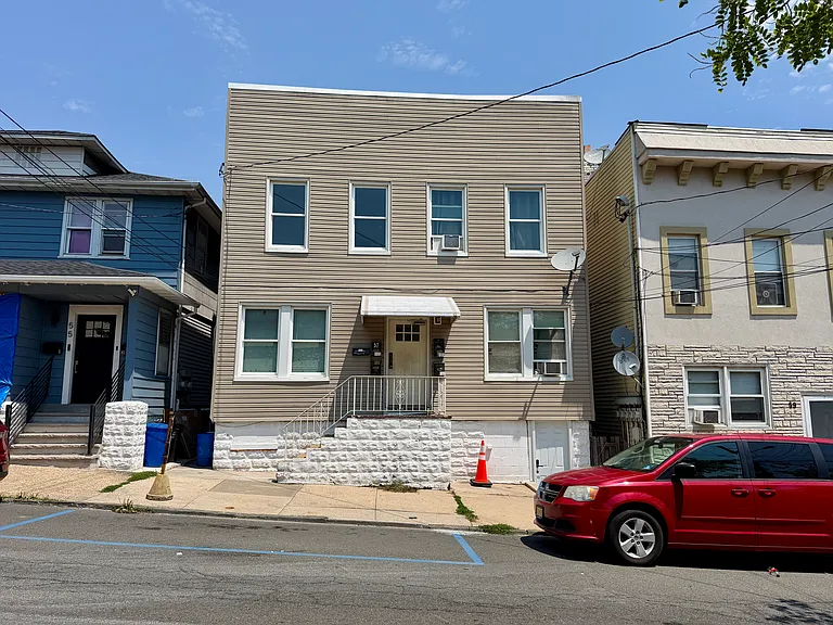 57 Tappan St #2L — Photo 17