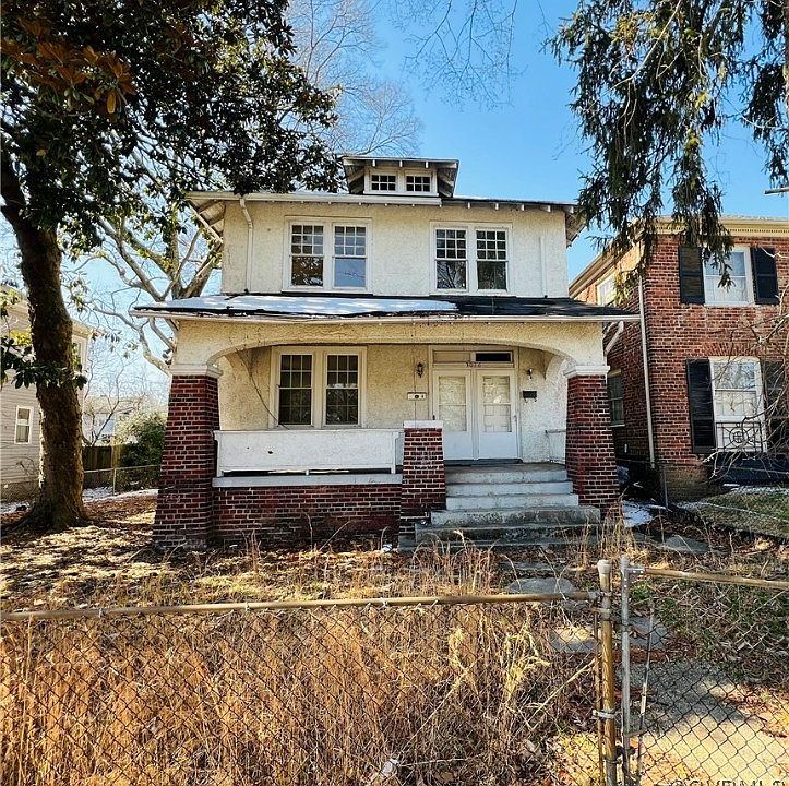 1st image of 3016 Fendall Ave