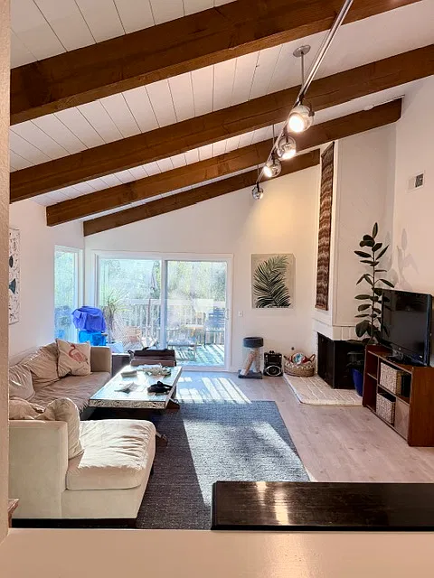 Mario & Ashley Natad Home — Photo 4