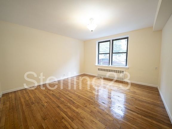 3rd image of 4318 44th St APT 1A