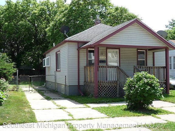 2nd image of 7576 Cadillac Ave