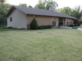 1811 Lincoln St, Great Bend, KS 67530