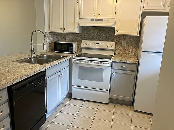 5th image of 1101 2nd Ave N APT 1203