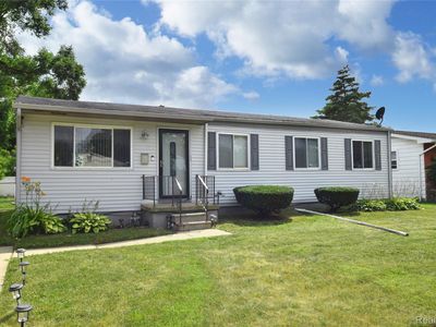 1207 Orange Blossom Dr, Mount Morris, MI, 48458