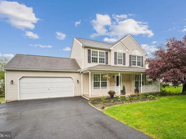 14 Pinckney Dr, Coatesville, PA 19320