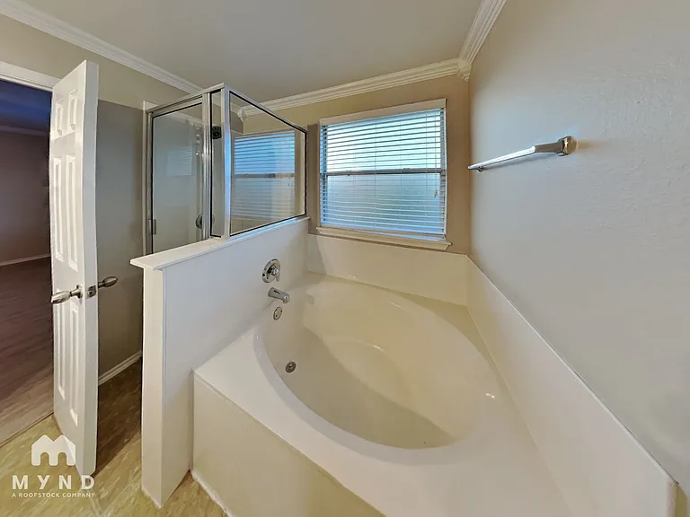 5644 Brougham Way — Photo 19