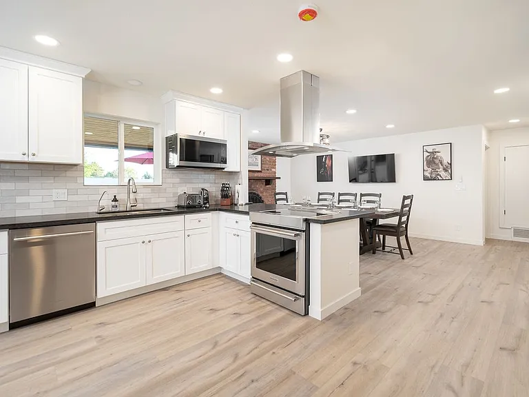13839 E Ray Rd — Photo 3