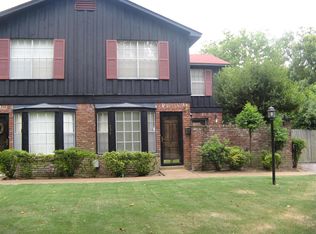 207 S Idlewild St, Memphis, TN 38104