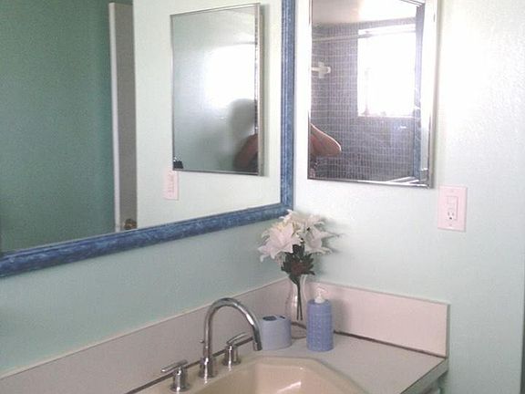 3rd image of 1750 NE 191st St APT 411