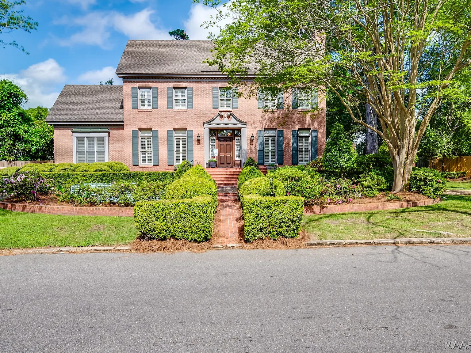 3 bed, 2.5 bath, 3134 sqft, $2,535 — Photo 4