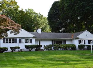 2207 S Shore Dr, Erie, PA 16505