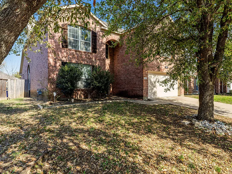 704 San Antonio Trl — Photo 46