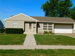 1511 Prince St, Grinnell, IA 50112