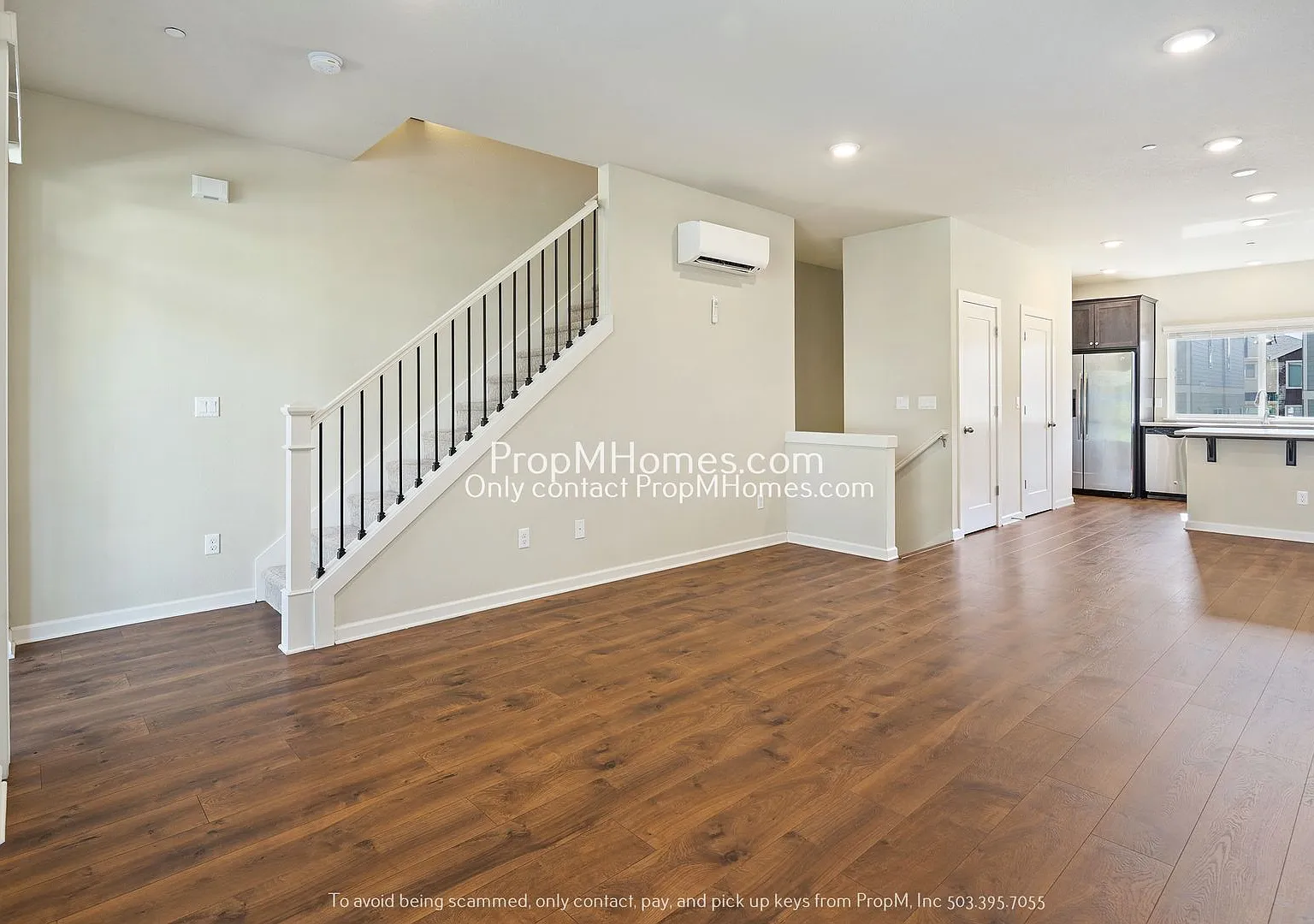 Stylish Two Bedroom Townhome in the Heart of Orenco! — Photo 3