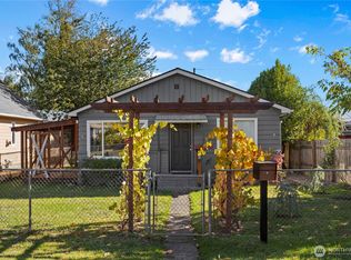 1206 J St, Centralia, WA 98531