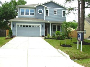 950 Gardenia Dr, Houston, TX 77018