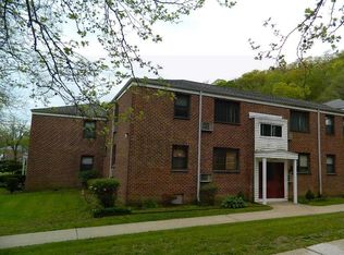 128 Virginia Rd APT C, White Plains, NY 10603