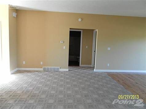 3rd image of 5079 Leslie Dr