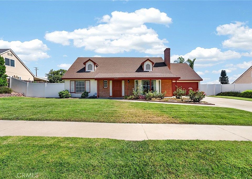 1st image of 26271 Edgemont Dr