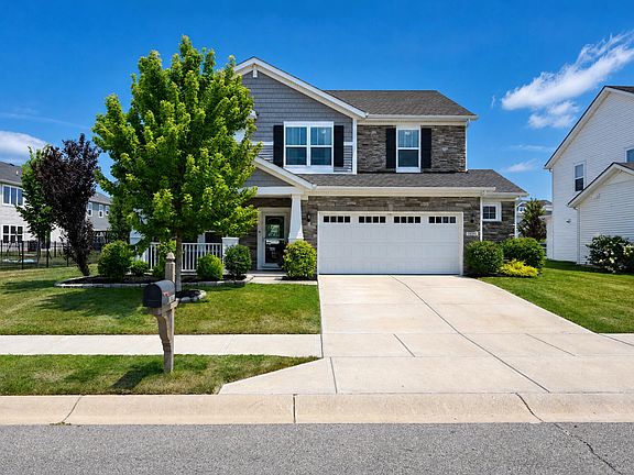 4th image of 18391 Burton Way