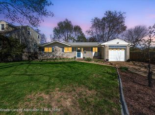2016 Cogswell Dr, Lansing, MI 48906