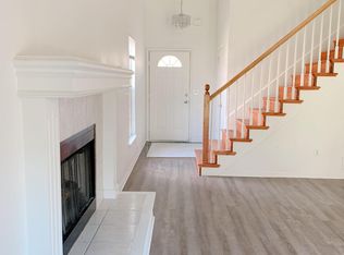 645 NE Swann Cir #2, Lees Summit, MO 64086