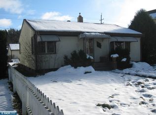 1516 16th Ave E, Hibbing, MN 55746