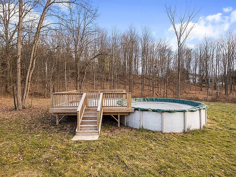 50 Horton Rd — Photo 33