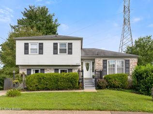 4518 Borney Cir, Jeffersontown, KY 40299