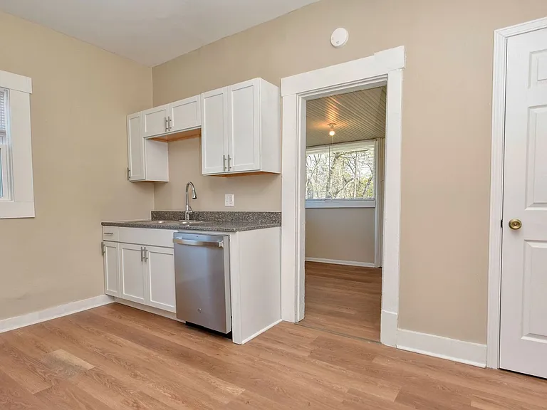 1247 Wright St — Photo 17