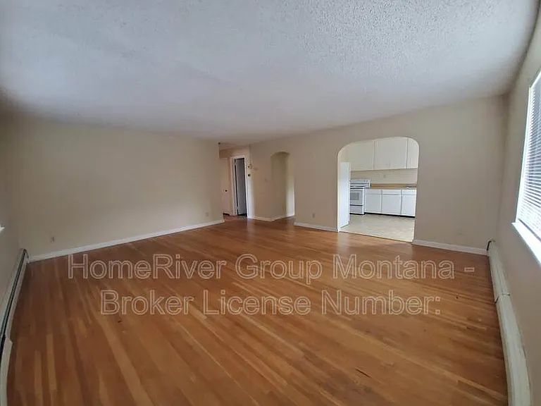 100 South Ave E #1 — Photo 1