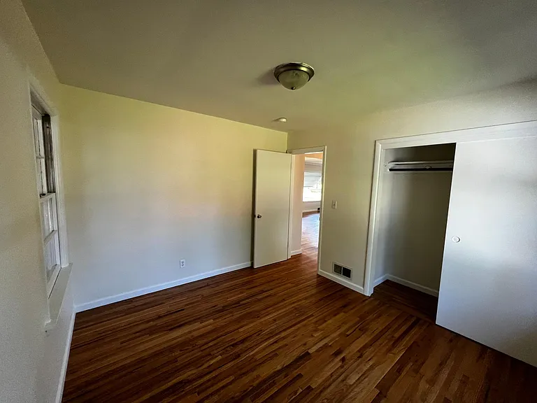 5511 N Whitehouse St — Photo 15