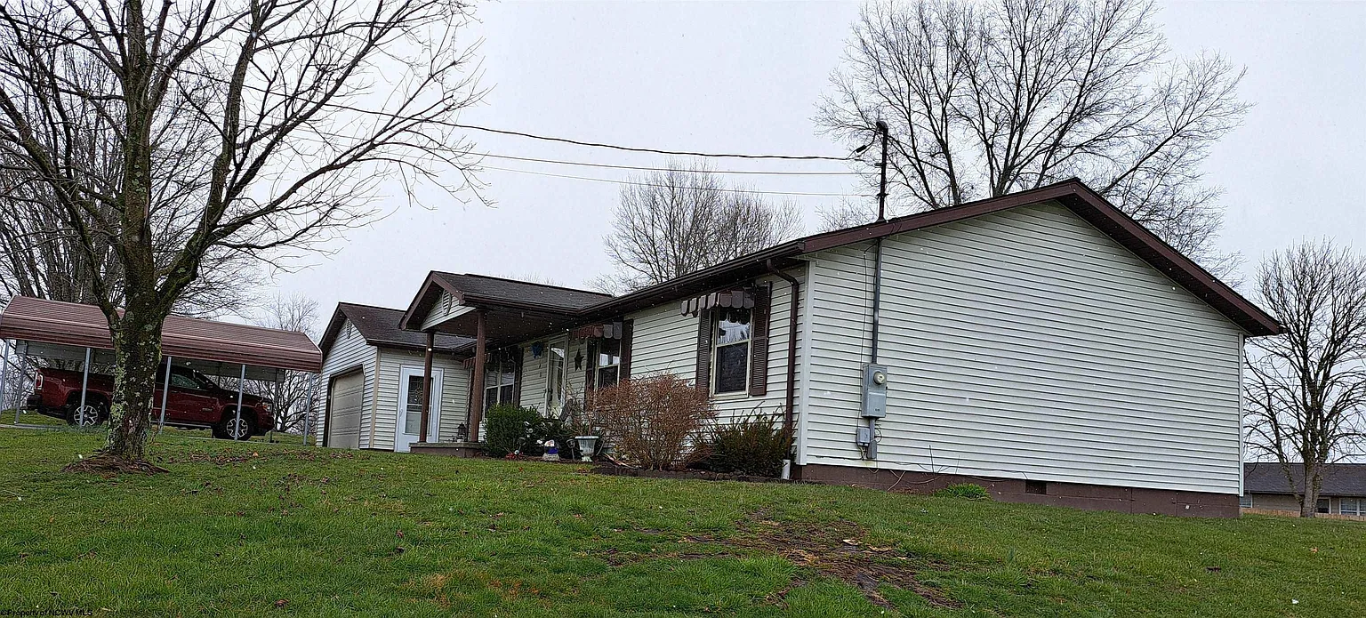 48 Jackson St photo 1