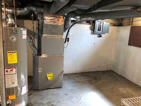 5th image of 1549 41st St
