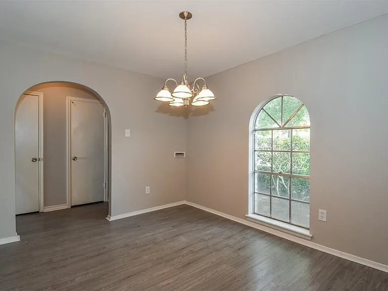 11719 Murr Way — Photo 9