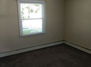 26054 Waldorf St, Roseville, MI 48066