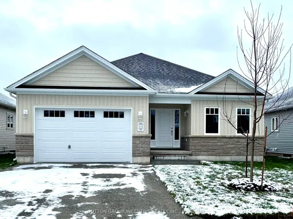 47 Harold Ave, Severn, ON L0K 1E0
