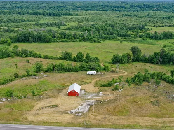 1000 State Highway 37 #10, Hammond, NY 13646