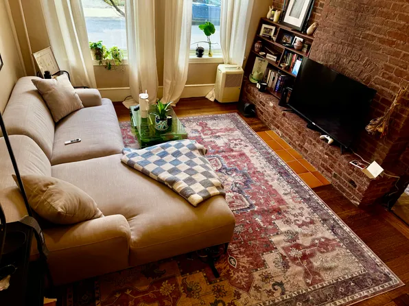 (undisclosed Address), Brookline, MA 02446