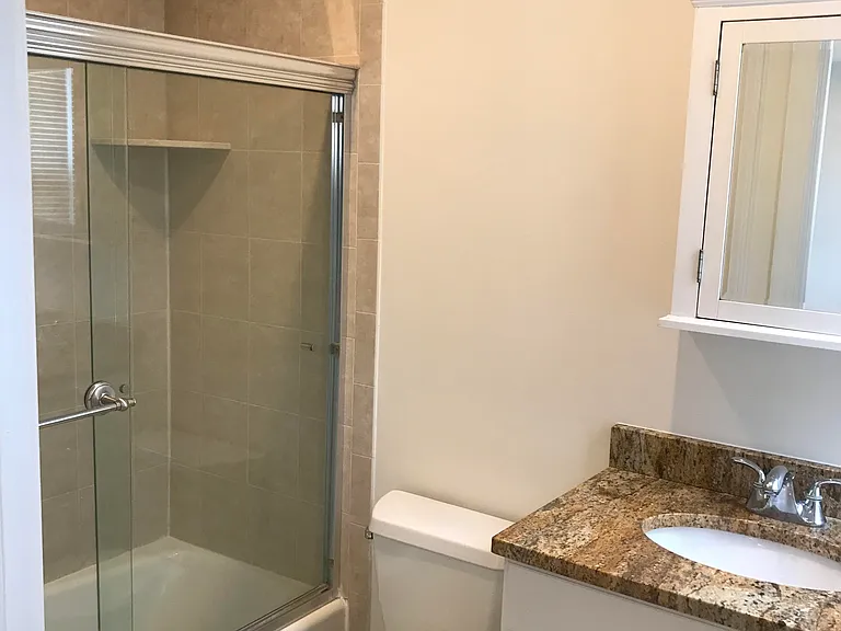 21 Cricket Ave — Photo 3