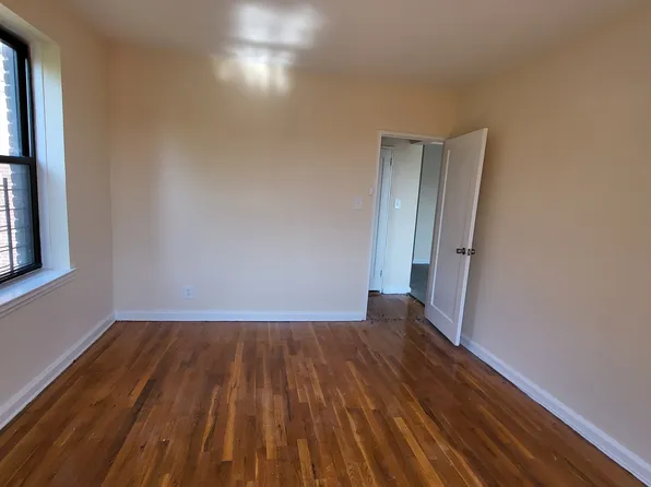 1293 East 5th Street image 1 of 4